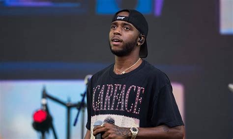 6lack Net Worth How Rich Is The Rapper Actually In 2021