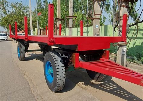 Mulit Colour Rectangular Mild Steel Tractor Trailer, For Moving Goods ...