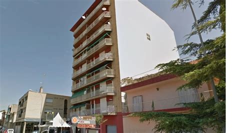 Muere una niña en Binéfar al precipitarse desde un edificio