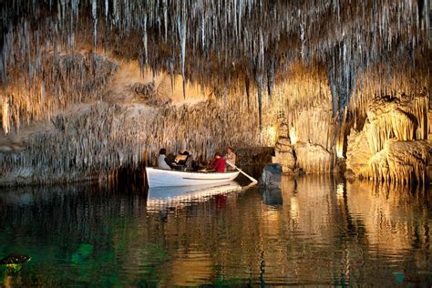 Excurs O S Cavernas De Drach Em Maiorca Hellotickets