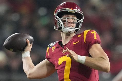 Miller Moss Steals The Show In Surprising Usc Holiday Bowl Romp