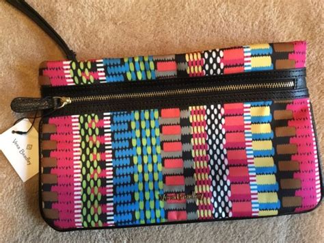 Vera Bradley Mia Wristlet In Streeterville Cha Cha With Black For Sale