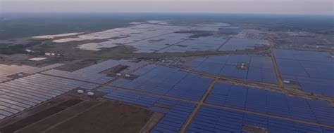 The Worlds Largest Solar Power Plant Is Completed In India 648 Mw To