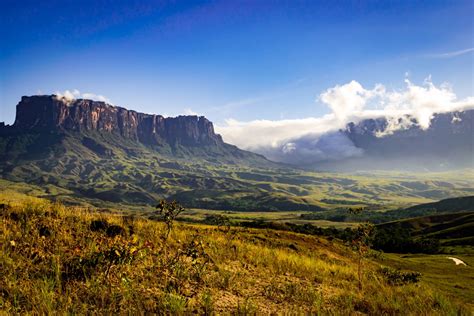 Itinerary: Mount Roraima Expedition - Tour By Locals