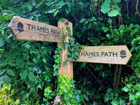 Thames Path Walking Holidays 2024 & 2025 | Absolute Escapes