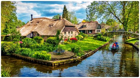 Solve Thatched Roof Cottages On A Canal Jigsaw Puzzle Online With 299