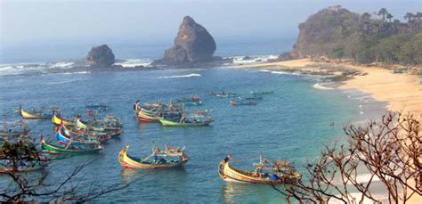 Harga Tiket Masuk Dan Lokasi Pantai Papuma Jember Surga Wisata Yang