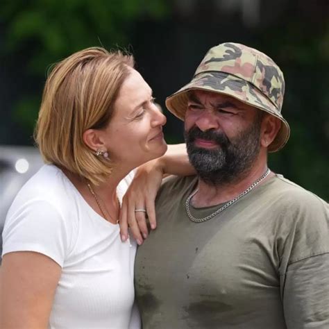 Ceyda Düvenci boşanıyor mu? Ceyda Düvenci Bülent Şakrak boşanıyor mu 