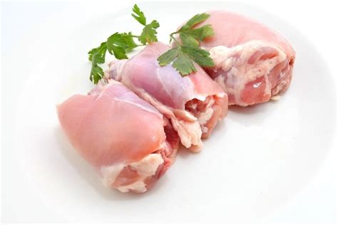 Boneless Skinless Chicken Thighs (Bulk Frozen) | Maple Leaf Healthcare & Hospitality