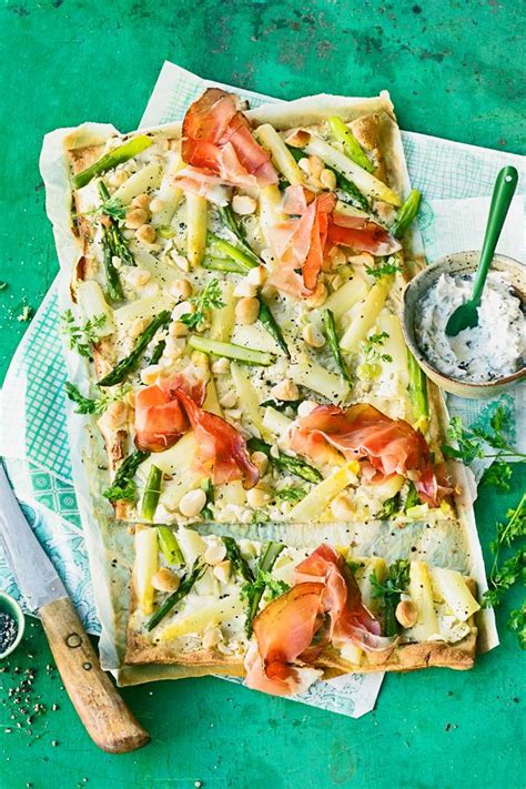 Flammkuchen Mit Spargel Und Schinken Zutaten G Wei Er Spargel