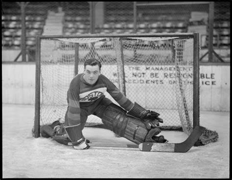 Tiny Thompson - Cecil Ralph Thompson - Boston Bruins - 1930 | HockeyGods