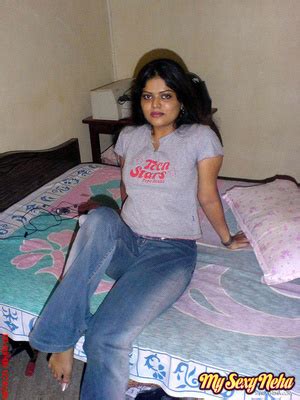 Sex Porn India Neha Beauty Bird From Bangalore Strippin XXX Dessert