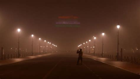 Delhi AQI Highlights: Delhi LG directs implementation of staggered ...