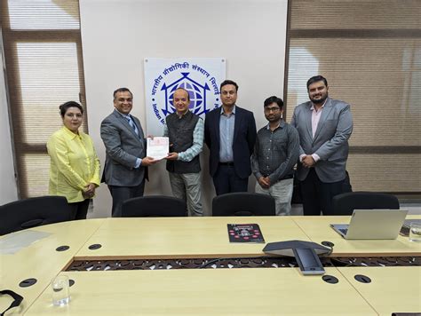 IIT Bhilai Partners With TeamLease EdTech To Launch Advanced EMasters