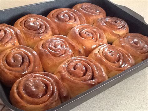 Glazed Cinnamon Rolls