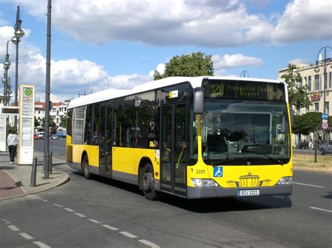 Mercedes Benz O 530 Le Ü Citaro Auf Der Linie 128 Nach Flughafen