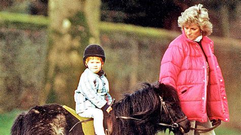 15 rarely seen childhood photos of Prince Harry | OverSixty