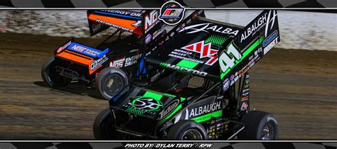 Column World Of Outlaws Sprints Return To Us Raceway With Xtreme