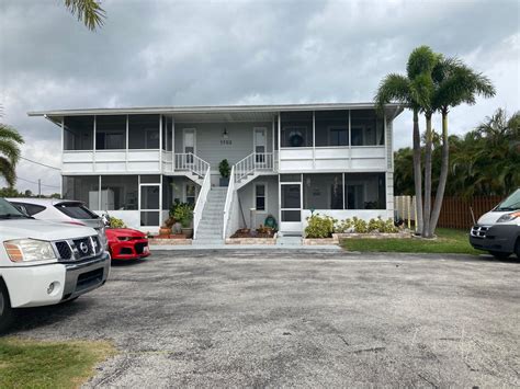1702 Gulfstream Ave, Fort Pierce, FL 34949 - See Est. Value, Schools & More
