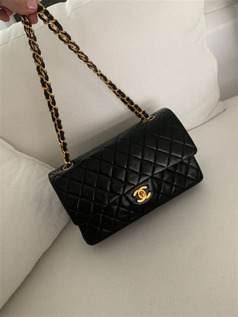 Chanel bag classic medium | Borse gucci, Borsa chanel, Chanel nero