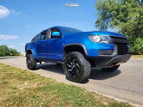 Chevrolet Colorado Wheel Offset Aggressive Outside Fender