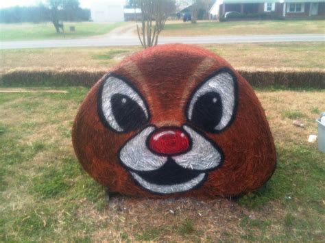 Hay Stack Art Painted Hay Bale at Hill Ridge Farms by Cyndi McKnight 2013 Christmas Pins ...