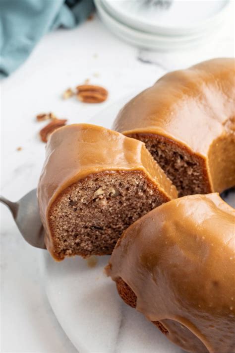 Caramel Cinnamon Roll Bundt Cake Recipes For Holidays