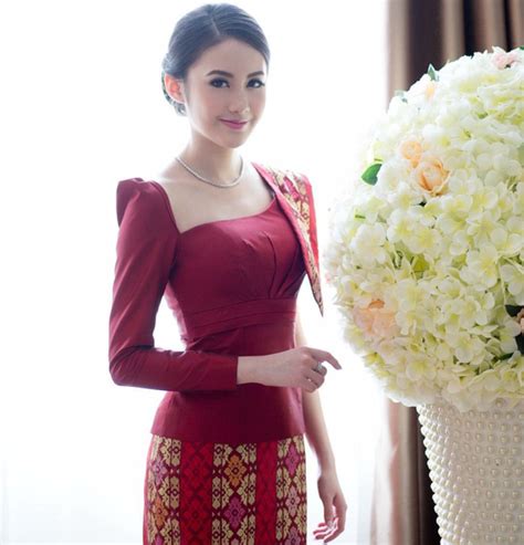 Vừa giàu vừa xinh vừa giỏi Đây chính là hot girl số của Lào và cô ấy là người gốc Việt