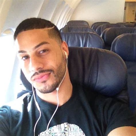 Actor porno gay terminó detenido por agredir a su novio por ver un