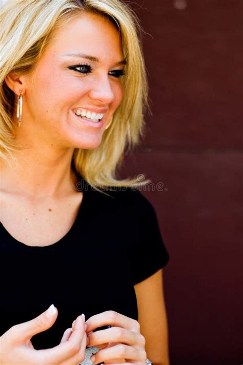 Femelle Blonde Magnifique Photo Stock Image Du Caucasien