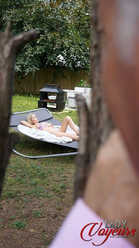 Blonde Teen Lacey Taste Shows Her Pussy And Poses Naked For A Black Voyeur Coedcherry