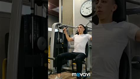 Vertical Traction Technogym Selection Youtube