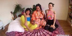 Real Amateur Lesbian Threesome Party Tnaflix