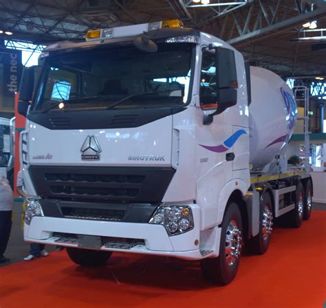 Sinotruck - New to the UK from China - CV Show 2015 | Recreational ...