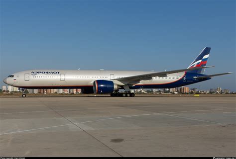 Ra Aeroflot Russian Airlines Boeing M Er Photo By Gerrit