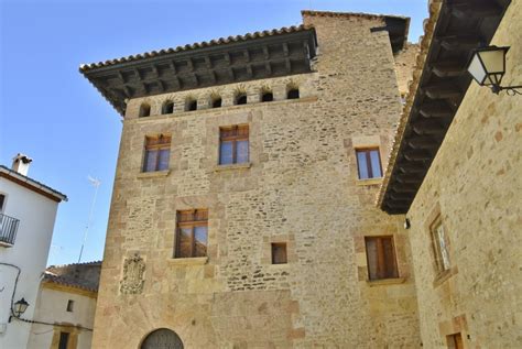 Foto Centro Hist Rico La Iglesuela Del Cid Teruel Espa A