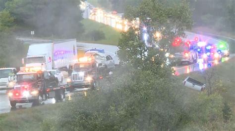 Crash on I-75 splits truck in half