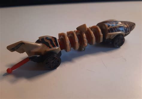 Hot Wheels Mutant Machines Street Shark Gold Black Gebraucht In