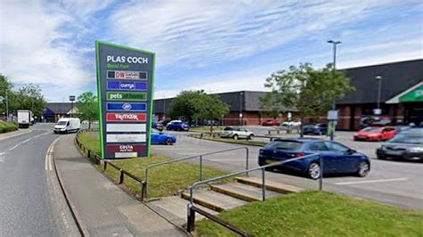 Plan For New Gym Site On Wrexham Retail Park Bbc News