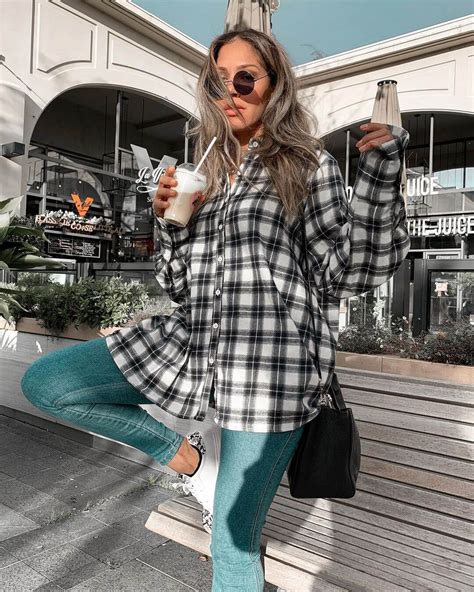 Trending Oversized Outfit Ideas For Women