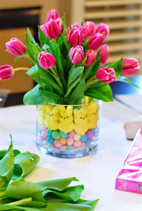 GlamVolution: Easter Centerpiece: Tulips, Peeps & Jelly Beans