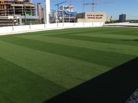 Green Roof With Synthetic Turf Over Airdrain Drainage System