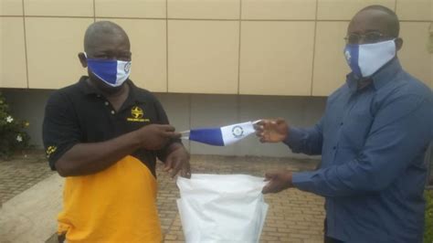 Ato Coleman Donates Nose Masks To Accra Great Olympics Now News Ghana