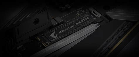 Gigabyte Aorus Gen Tb D Tlc M Nvme Pcie X Ssd