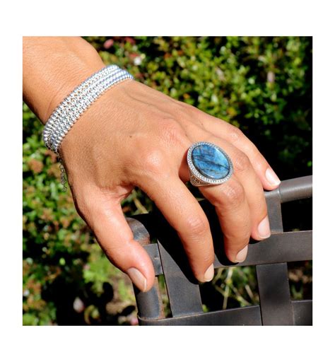 Bague En Argent Et Labradorite Bleue Monture Cisel E