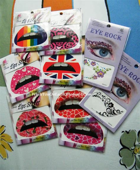 Lips Sticker | whileyouonearth