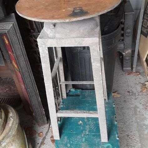 Antique & Reclaimed listings Engineering table - SalvoWEB UK