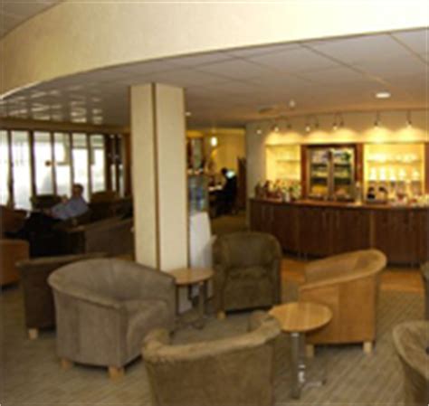 Edinburgh Airport Lounges from £21.99 | Affordable VIP Lounge Access