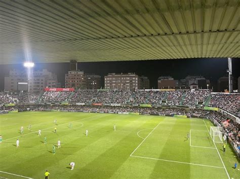 El Alcoyano Se Estanca En La Zona De Descenso Tras Perder Ante El L Der