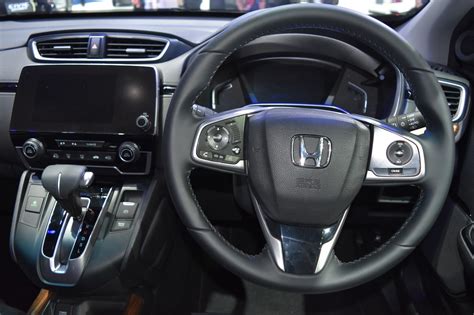 Exploring The Interior Of The Honda Cr-V 7 Seater - Interior Ideas